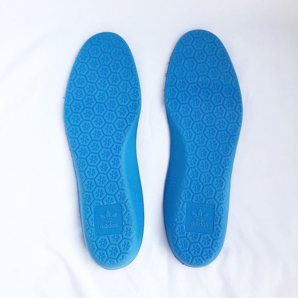 ADIDAS | MAITÉ STEENHOUDT SKATEBOARDING SAMBA ADV SIZE 6.5 COLLABORATION - Picture 9 of 16